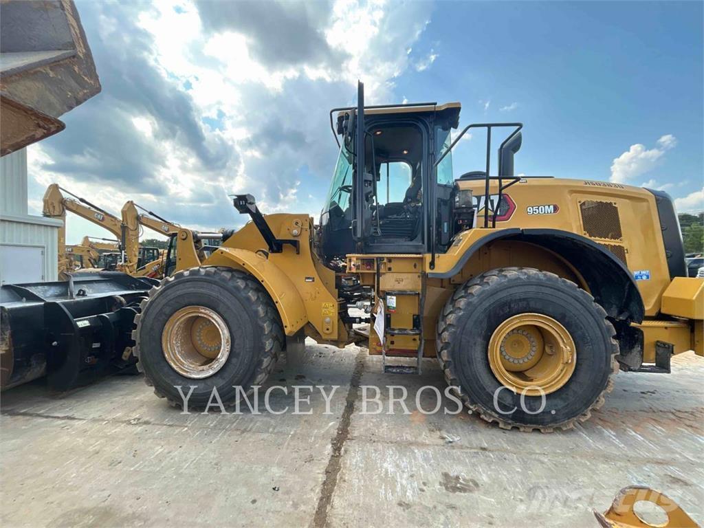 CAT 950M Wheel loaders