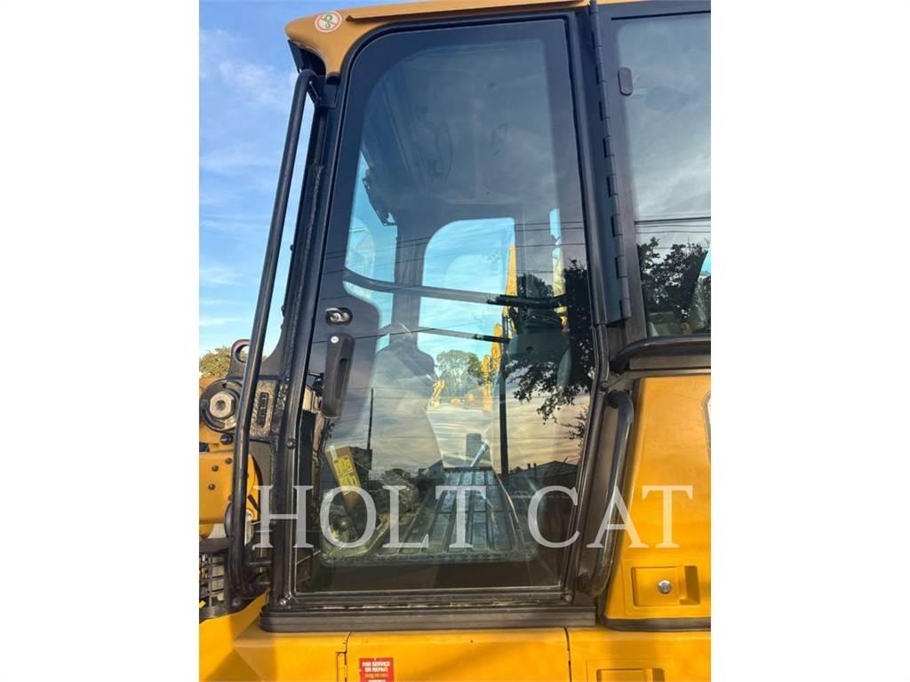 CAT 953 PO Crawler FEL's