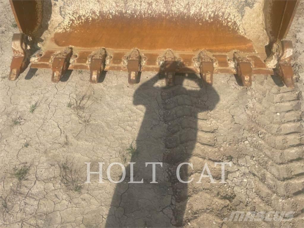 CAT 953 QC Crawler FEL's