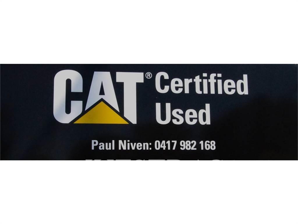 CAT 953C Crawler FEL's
