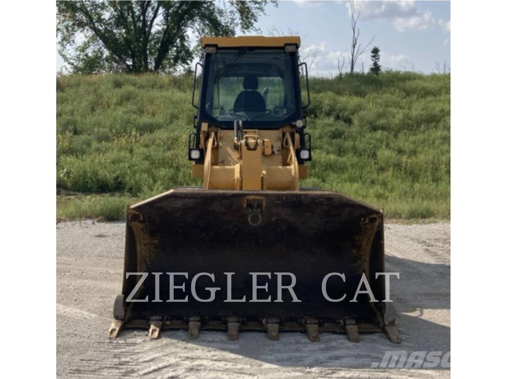 CAT 953C Crawler FEL's