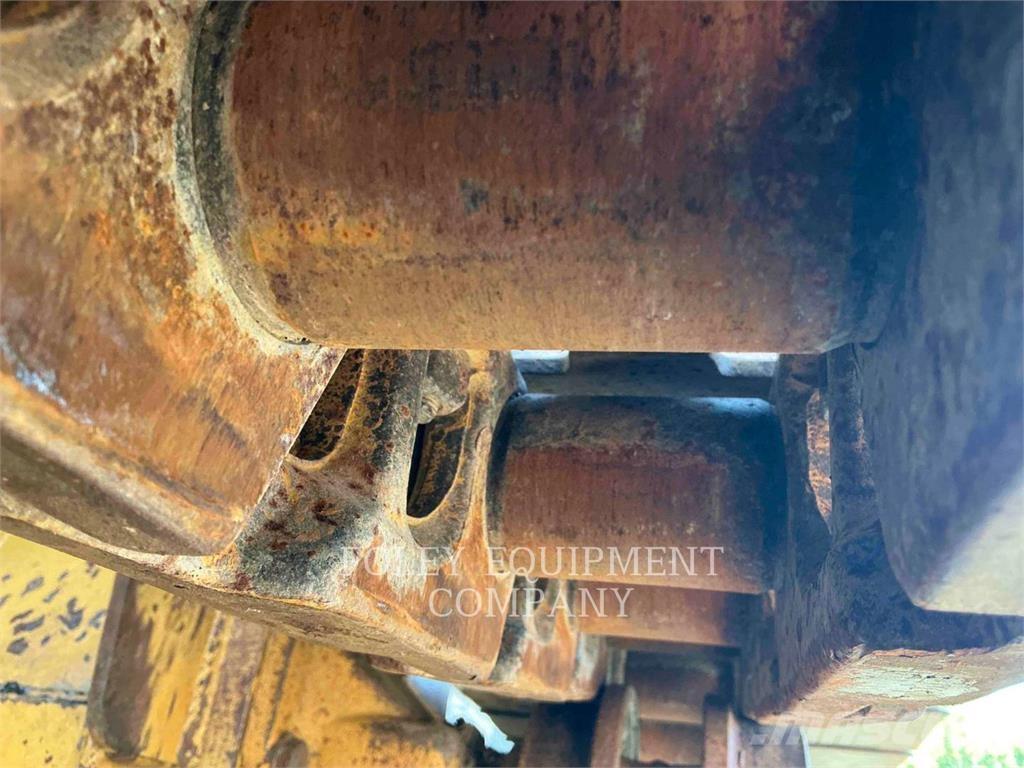 CAT 953C Crawler FEL's