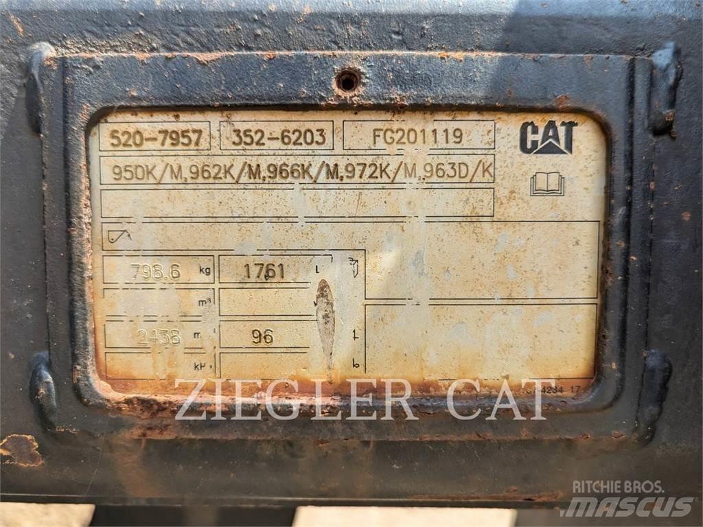 CAT 953KLGP Crawler FEL's