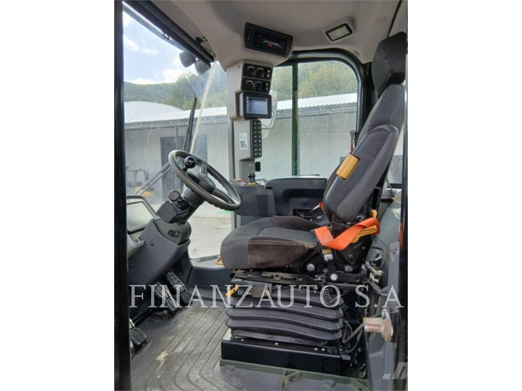 CAT 962M Wheel loaders