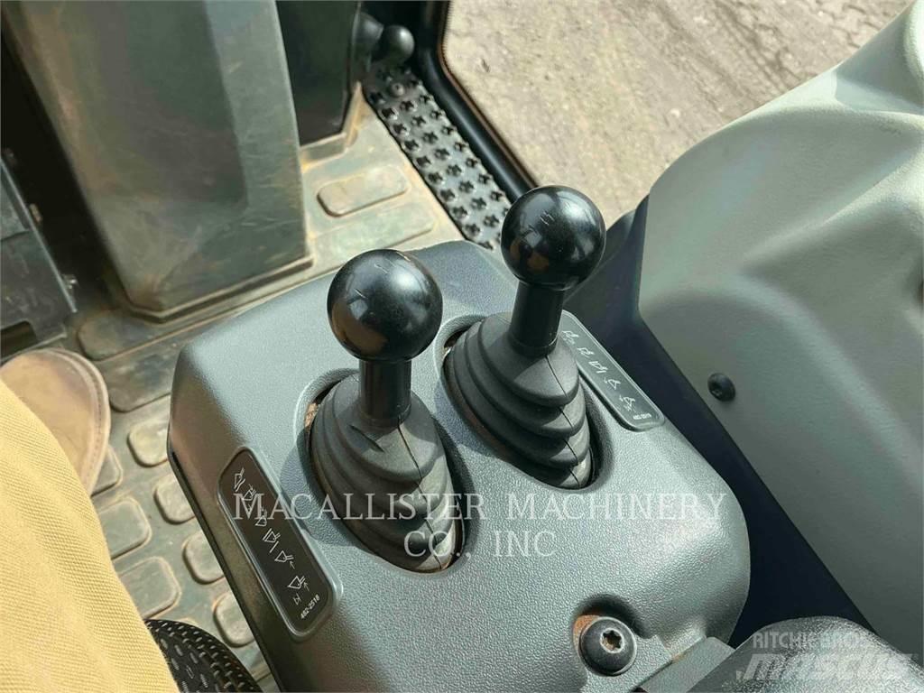 CAT 963 Crawler FEL's