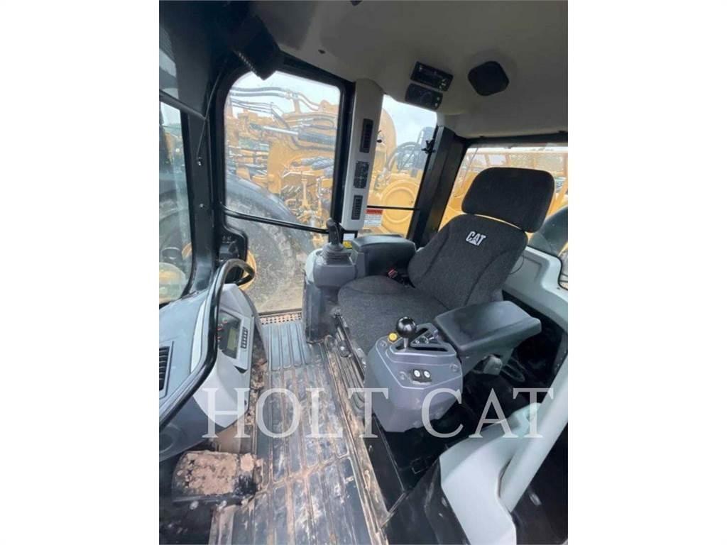 CAT 963K Crawler FEL's