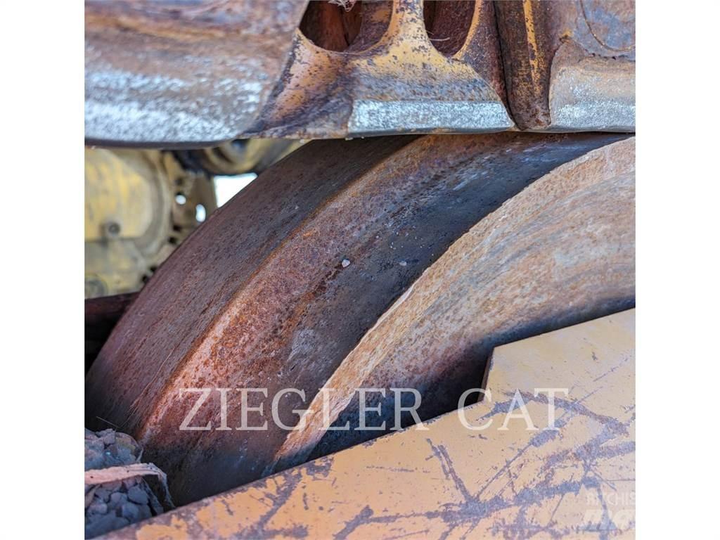 CAT 963K Crawler FEL's
