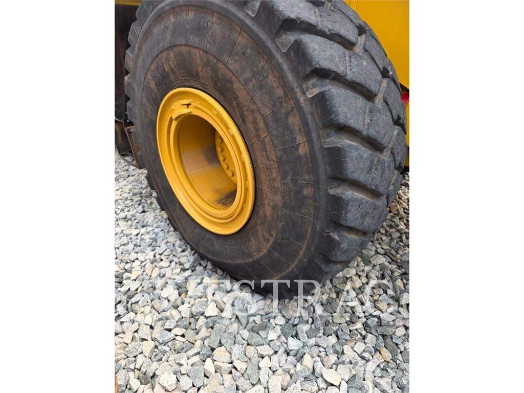 CAT 966M Wheel loaders