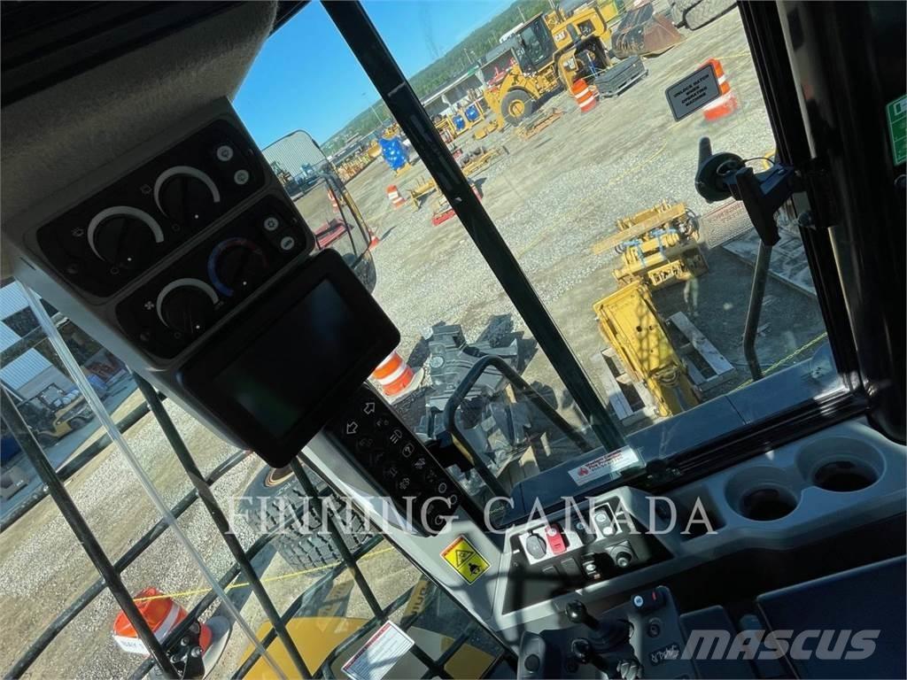 CAT 966M Wheel loaders