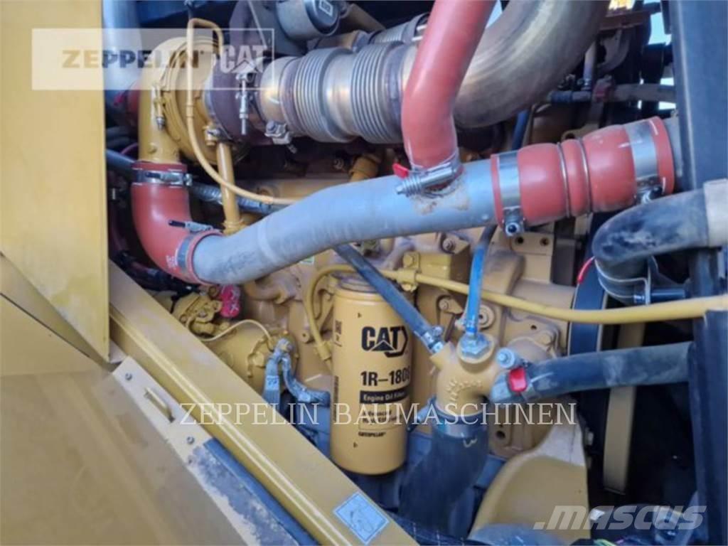 CAT 966M Wheel loaders
