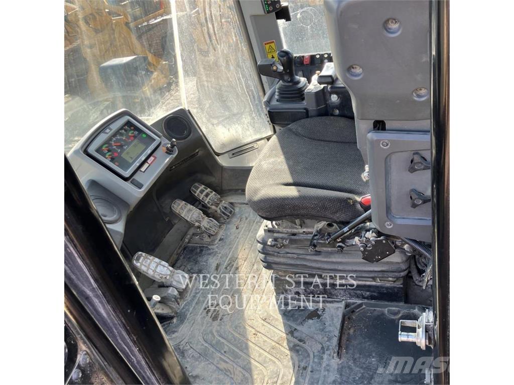 CAT 972M Wheel loaders