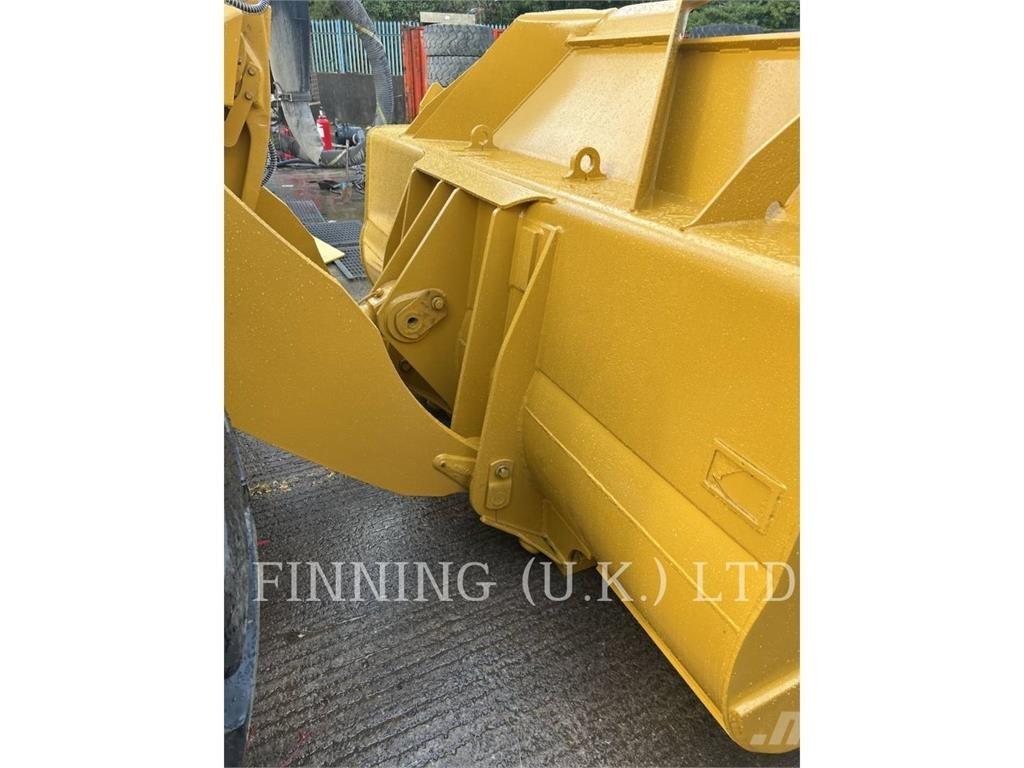 CAT 972M Wheel loaders