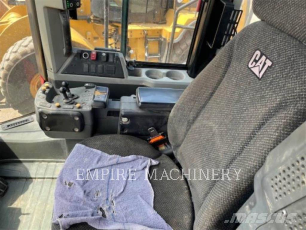 CAT 980M Wheel loaders