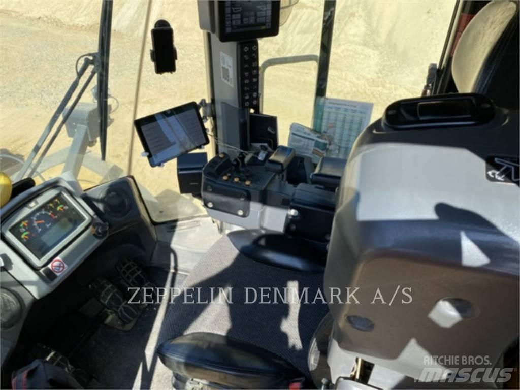 CAT 982M Wheel loaders