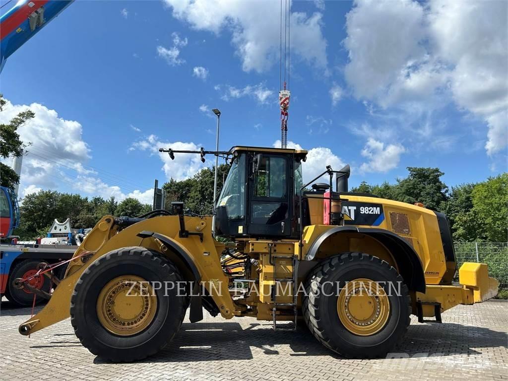 CAT 982M Wheel loaders