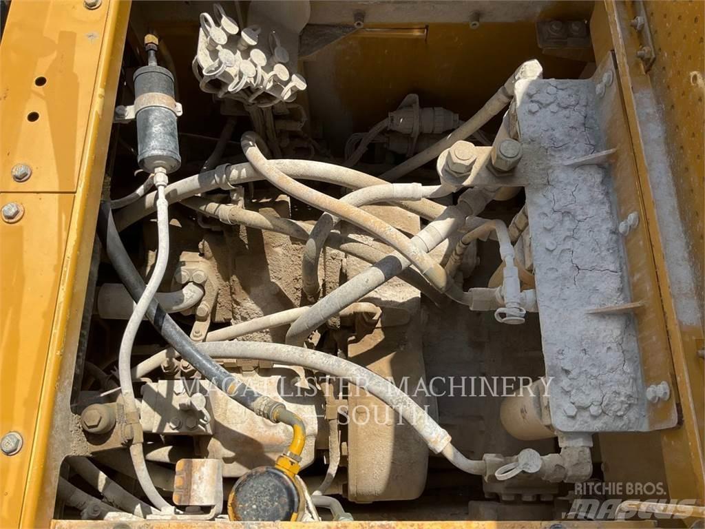 CAT 988H Wheel loaders