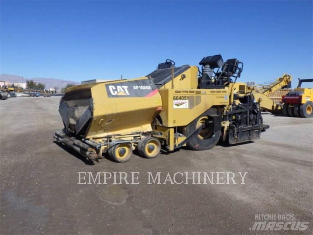 CAT AP1000E Asphalt pavers
