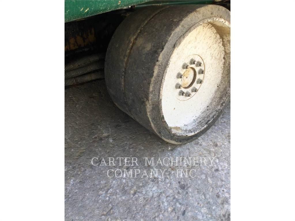 CAT AP1000F Asphalt pavers