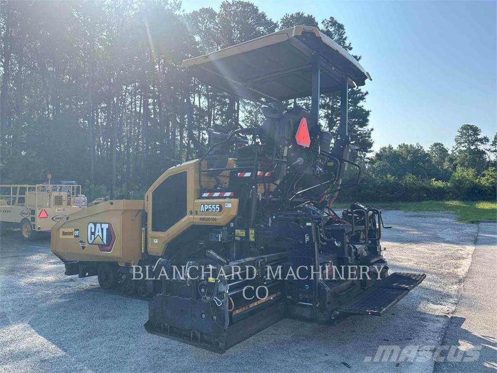 CAT AP555 Asphalt pavers