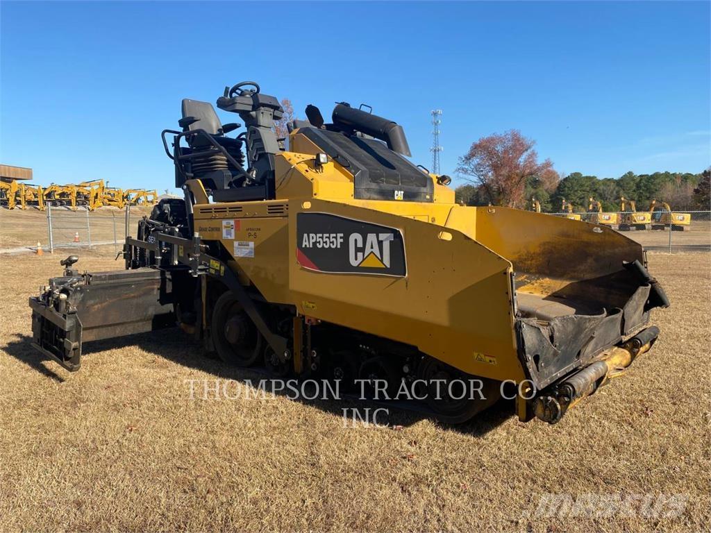 CAT AP555F Asphalt pavers