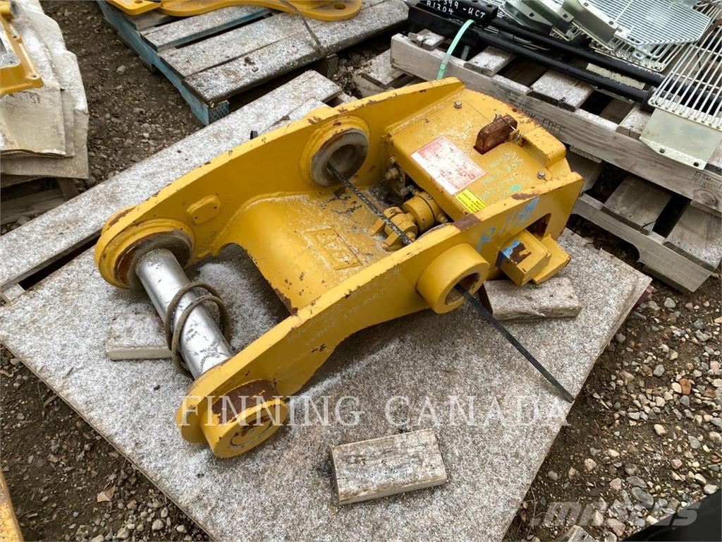 CAT ATTACHMENTS 323 Quick connectors