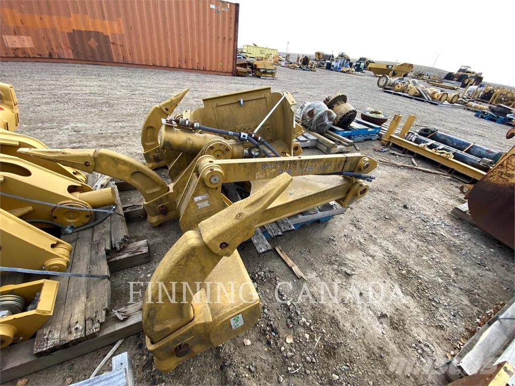 CAT ATTACHMENTS D6N Scarifiers