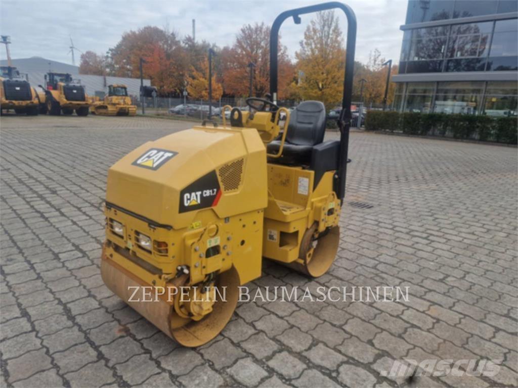 CAT CB1.7 Soil compactors