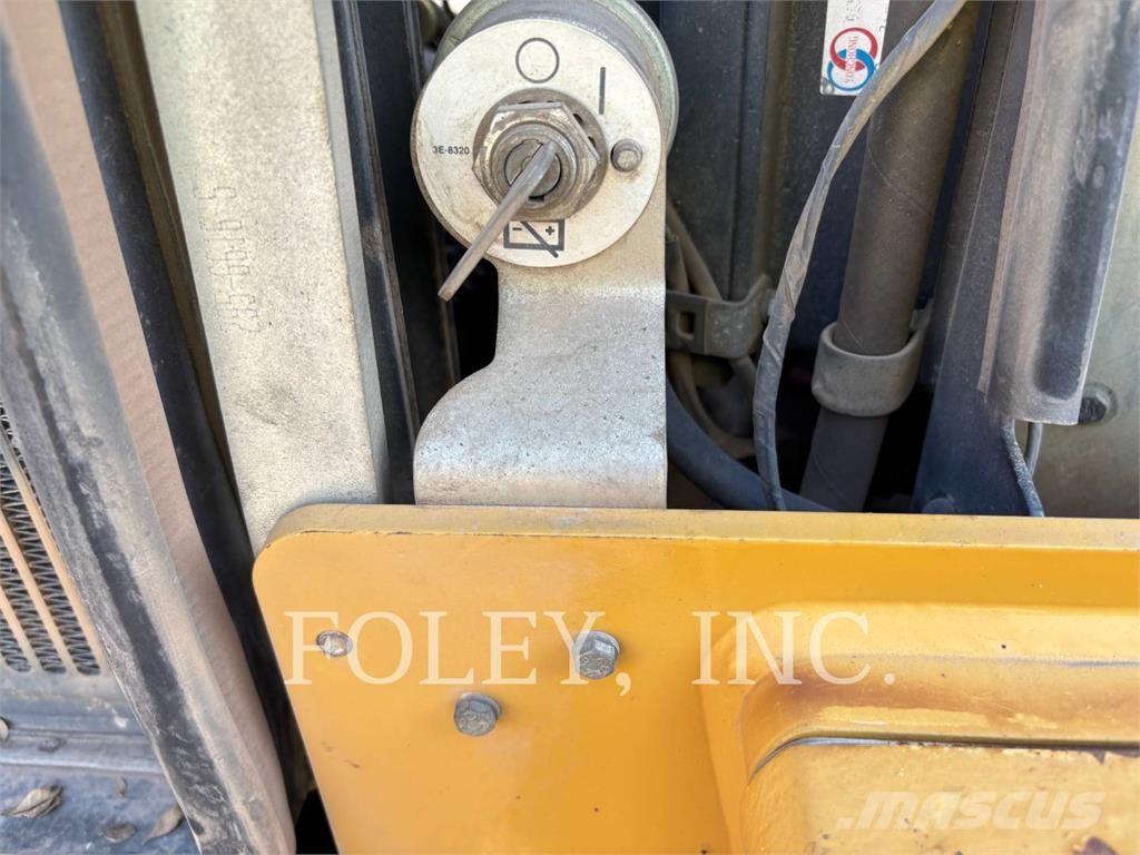 CAT CB24 Twin drum rollers