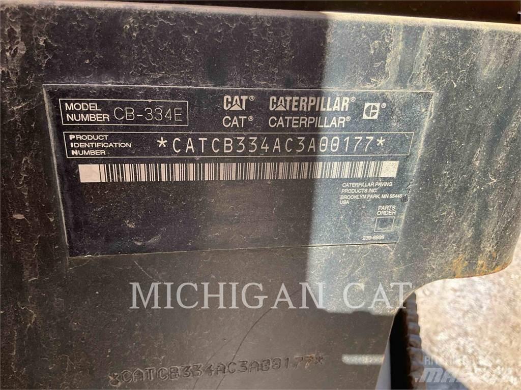 CAT CB334E Single drum rollers