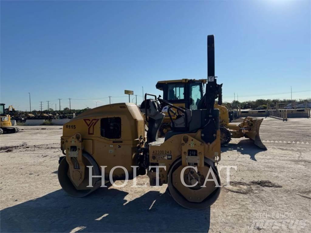 CAT CB34B Single drum rollers