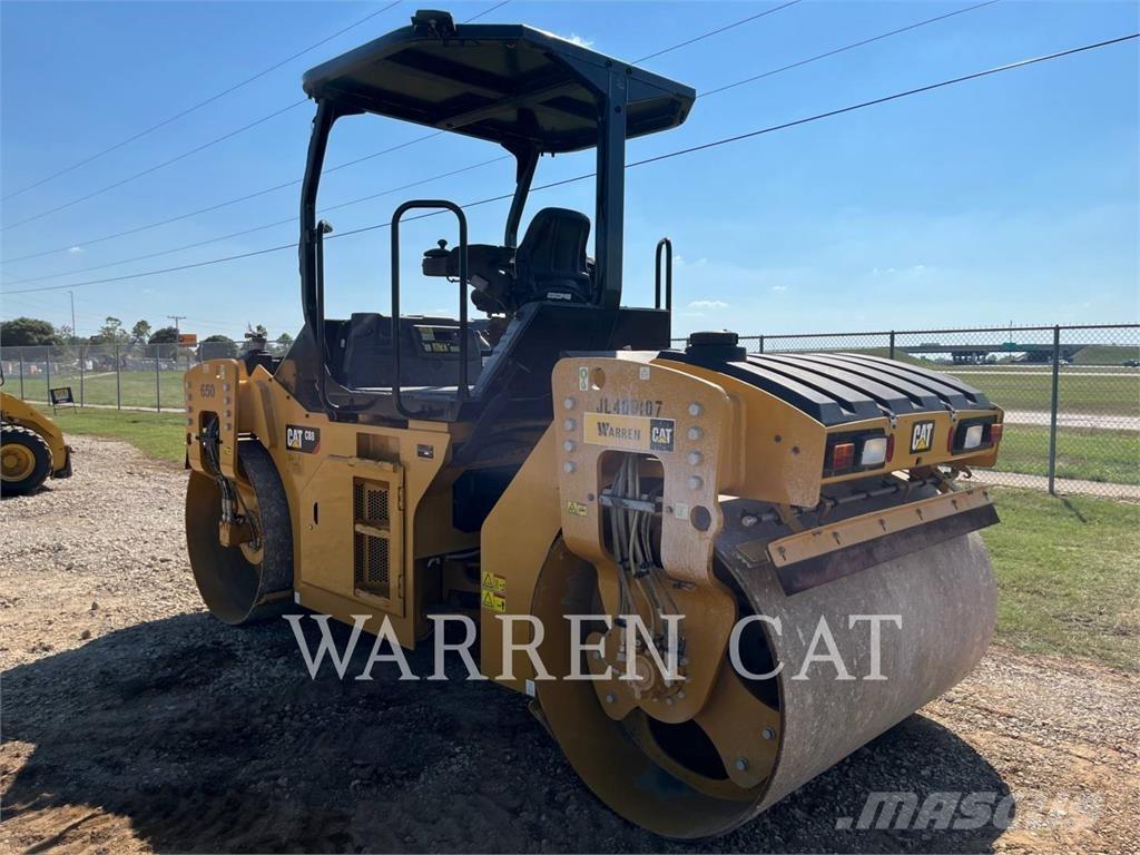 CAT CB8 Soil compactors