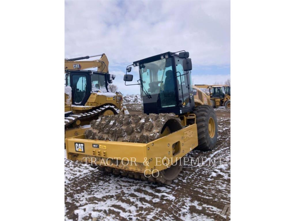 CAT CP56B Asphalt pavers