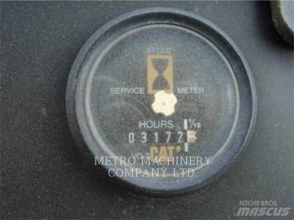 CAT CS-563CAW Single drum rollers