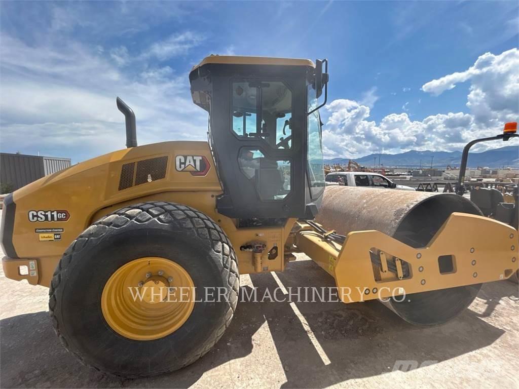 CAT CS11 GC Single drum rollers