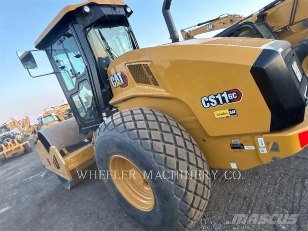 CAT CS11 GC Single drum rollers