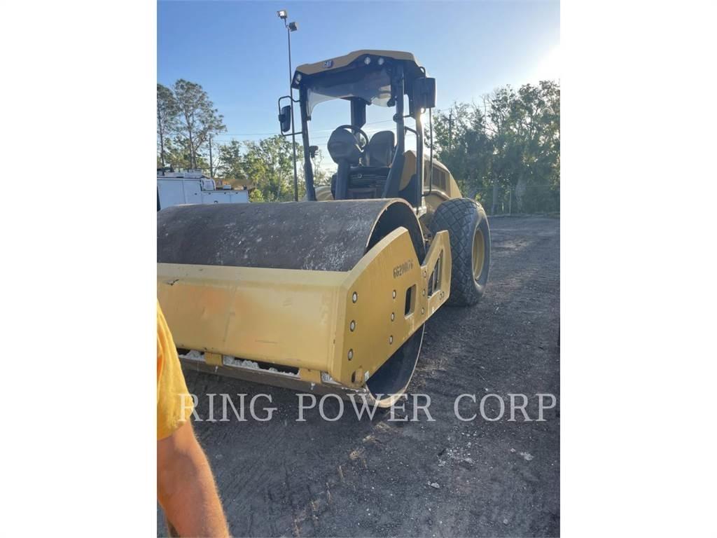 CAT CS11GC Twin drum rollers