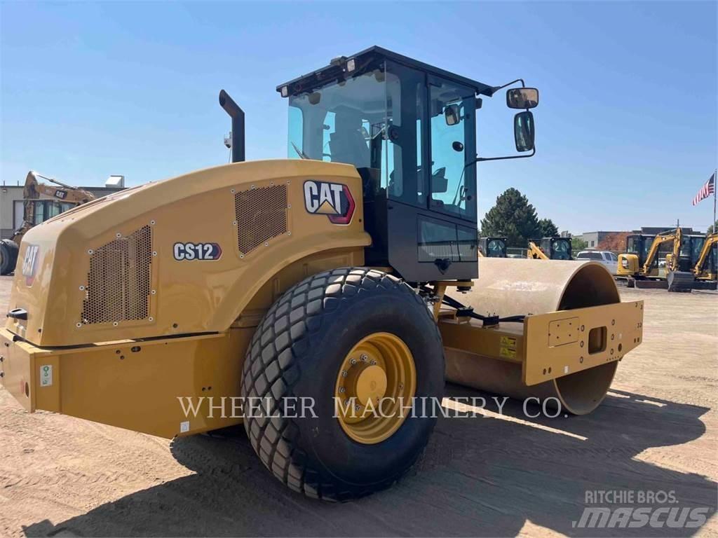 CAT CS12 Single drum rollers