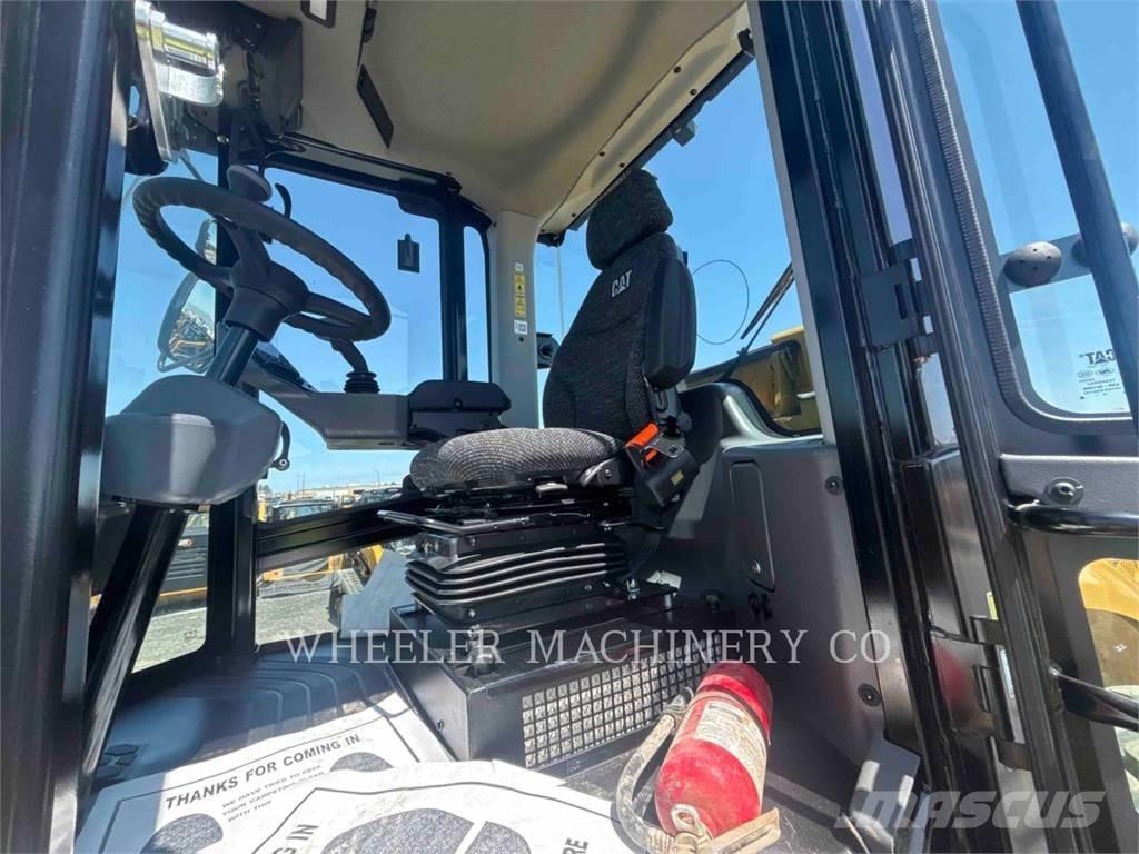 CAT CS12 Single drum rollers
