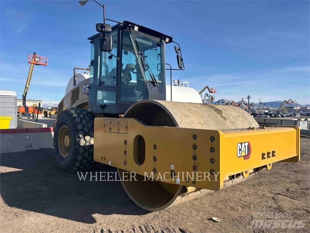 CAT CS16 Single drum rollers