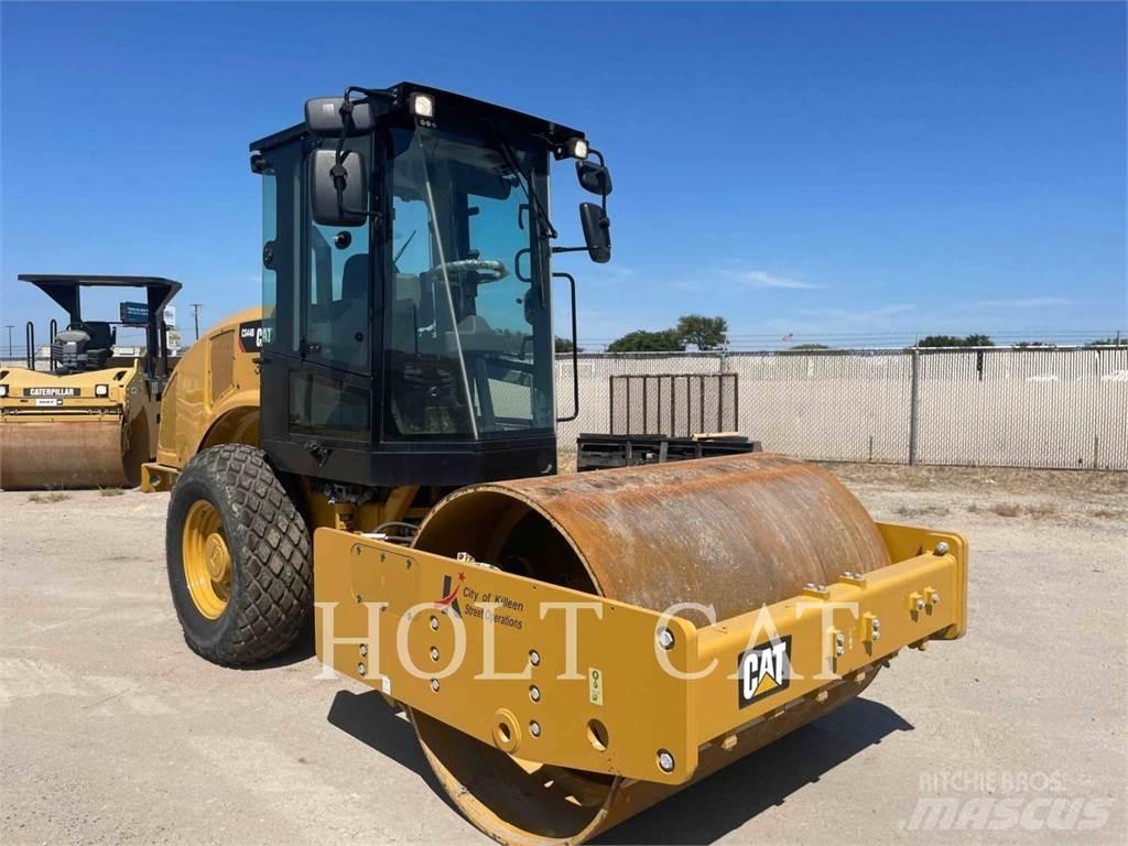 CAT CS44B Single drum rollers