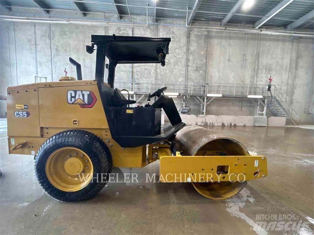 CAT CS5 Single drum rollers