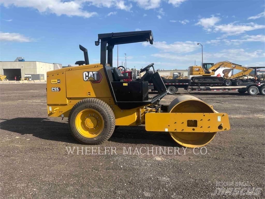 CAT CS5 Single drum rollers