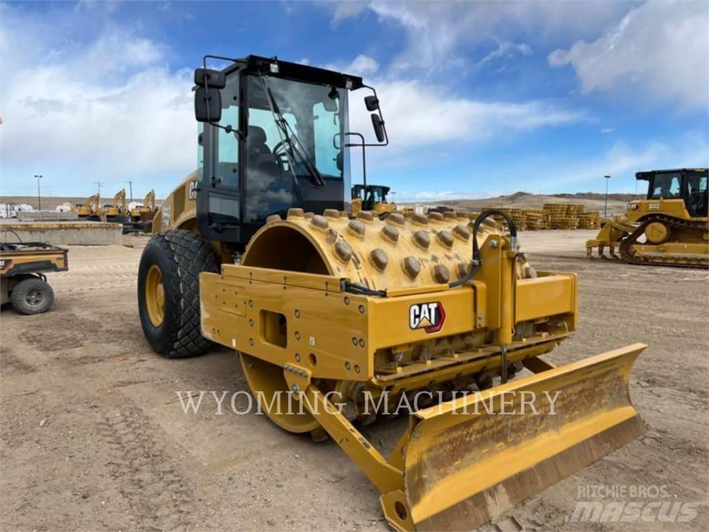 CAT CS56B Soil compactors