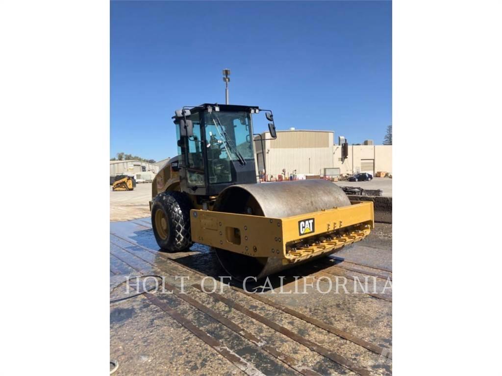 CAT CS56B Single drum rollers