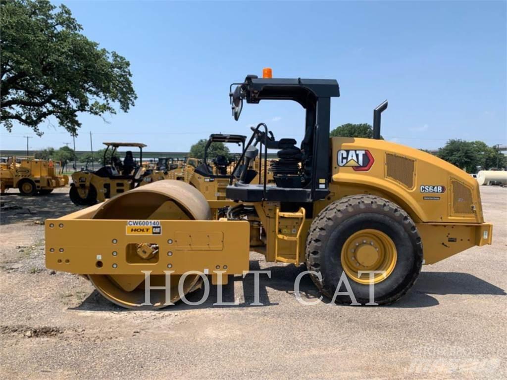 CAT CS64B Single drum rollers