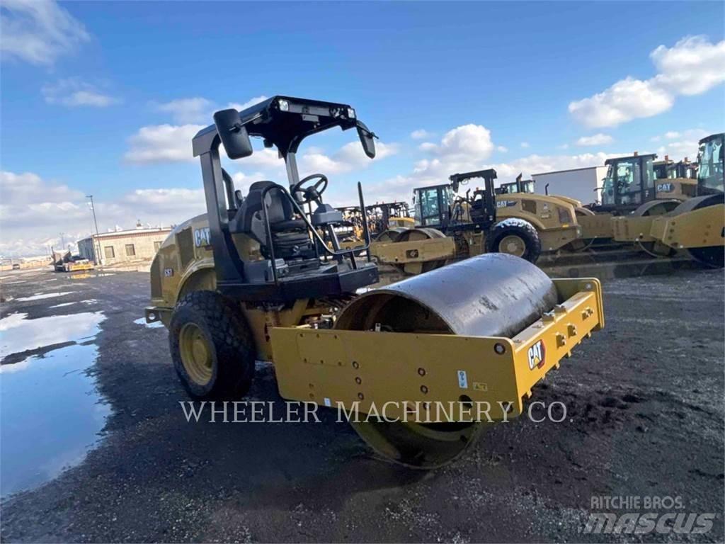 CAT CS7 Single drum rollers