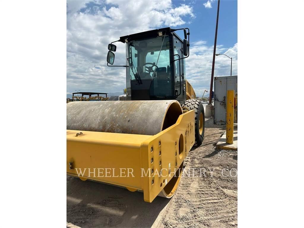 CAT CS74B Single drum rollers