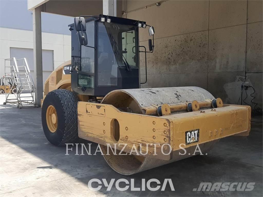 CAT CS74B Single drum rollers