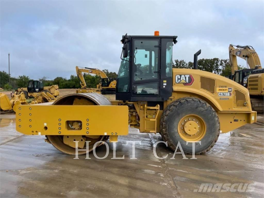 CAT CS78B Single drum rollers