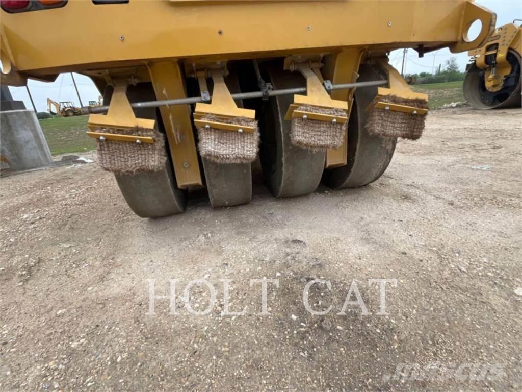 CAT CW16 Single drum rollers